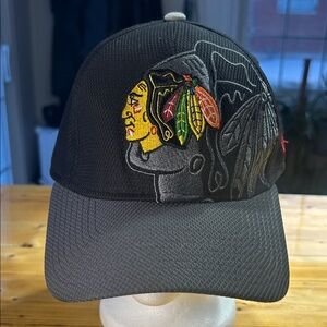 NHL Chicago Blackhawks Black Embroidered Casize M/L
